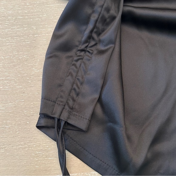 Bodycon Satin  Black Sheath Cocktail Dress - Picture 4 of 6